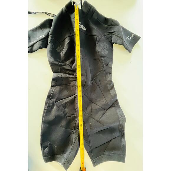 Bare Wetsuit size 12 - Picture 8 of 8